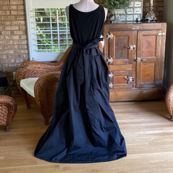 Lauren Ralph Lauren Black Taffeta Gown with Wrap Waist, size 16 - Picture 3 of 12